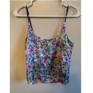 GUESS- floral ruffle layer tank top